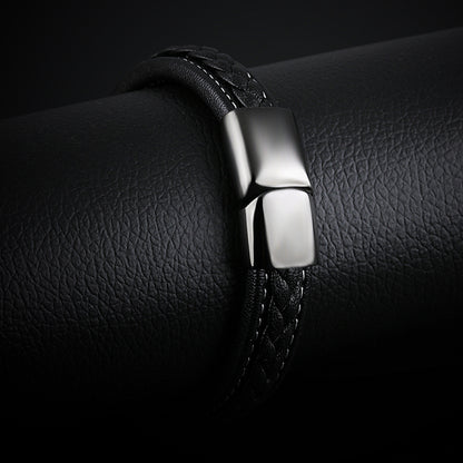 Ravel – Schwarzes Lederarmband mit Edelstahlverschluss