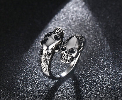 Inferno – Totenkopf-Ring aus Edelstahl